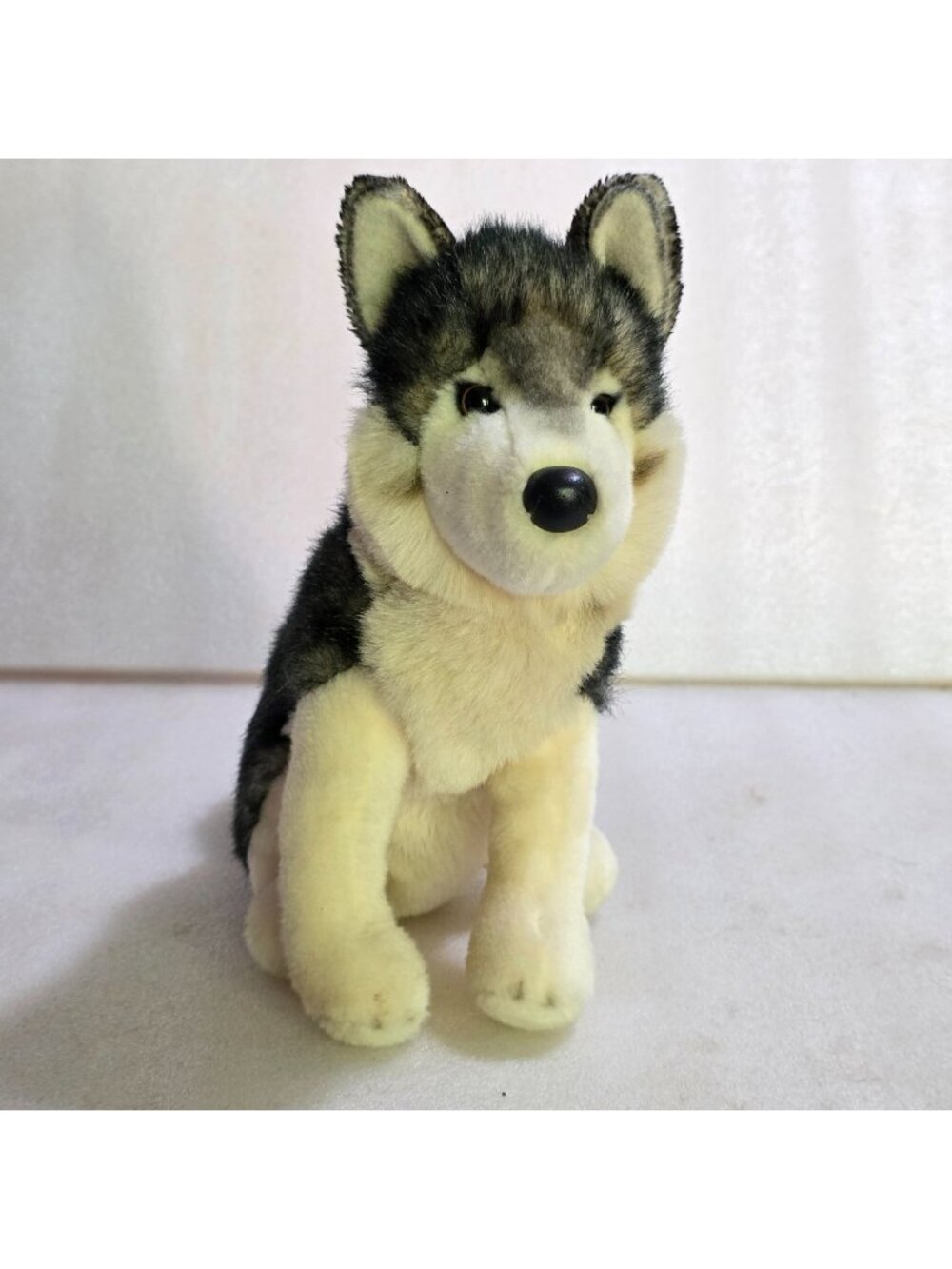 Bass Pro Shops Douglas Toys Husky Wolf Dog Plush 2022 12 Inch‎ Grey White